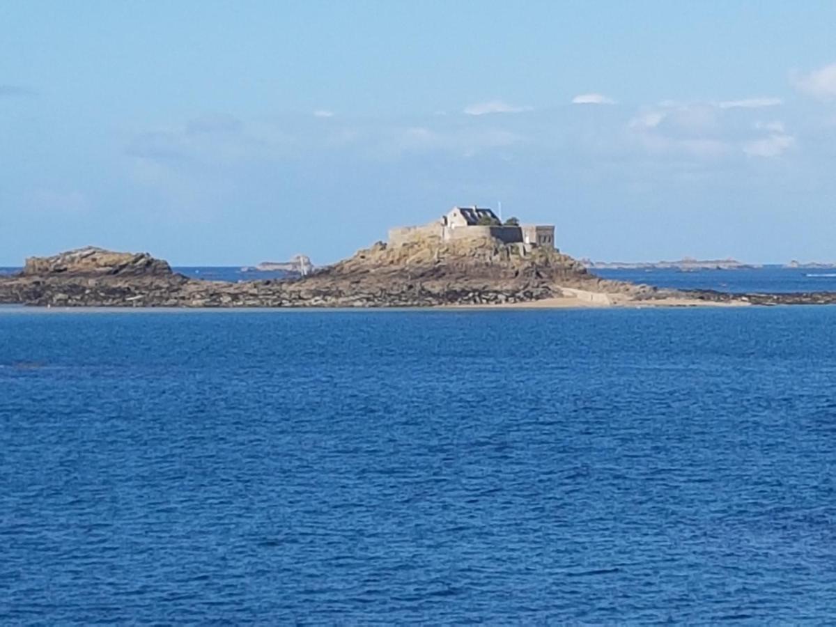 Sejour Confort Au Port De Dinan Buitenkant foto
